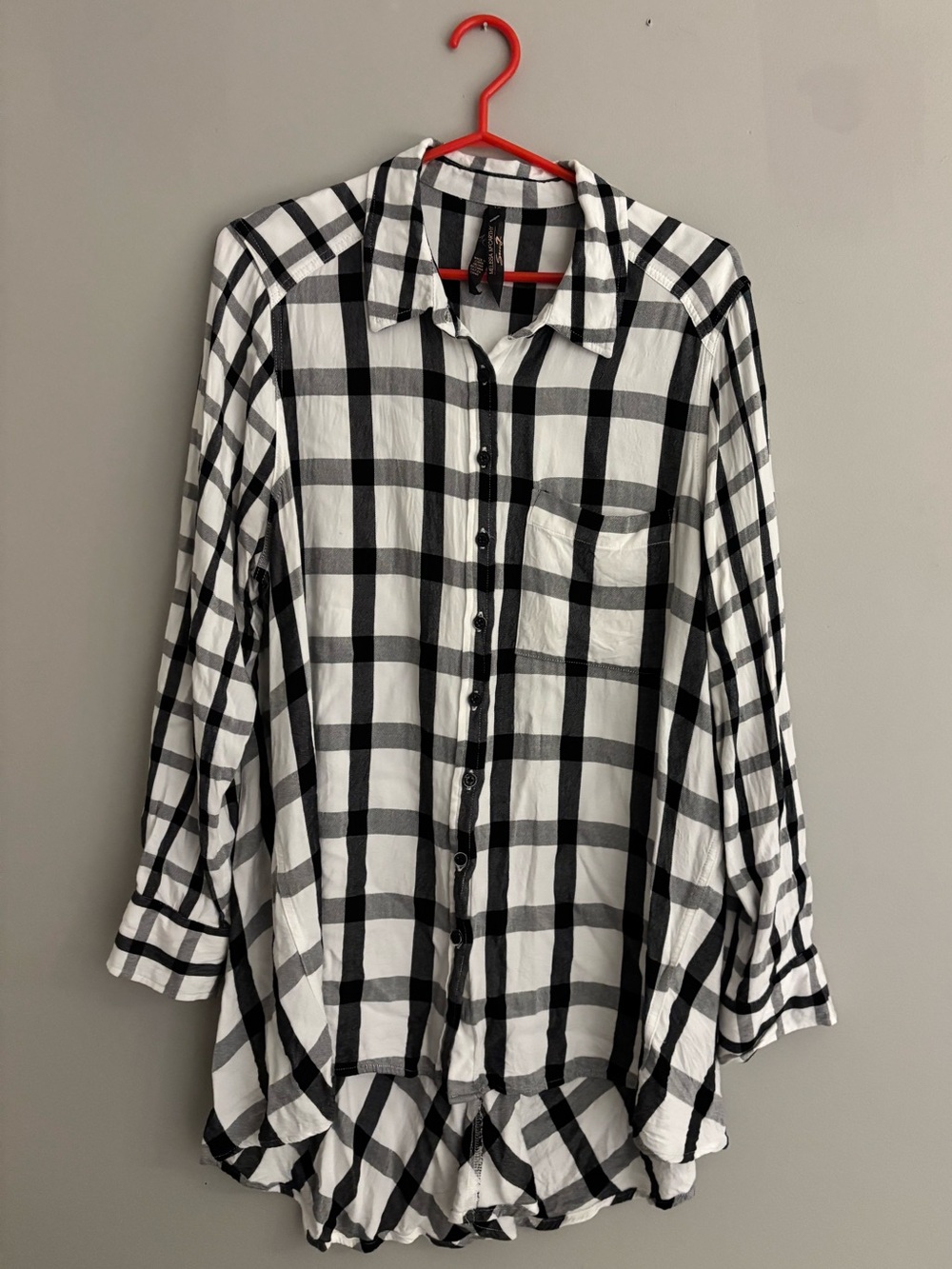 Melissa McCarthy Black and White Plaid Button-Down Shirt